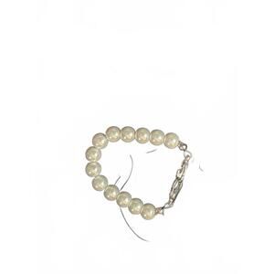 Classic Faux Pearl Beaded Child’s. Bracelet   with Silver Chain Clasp